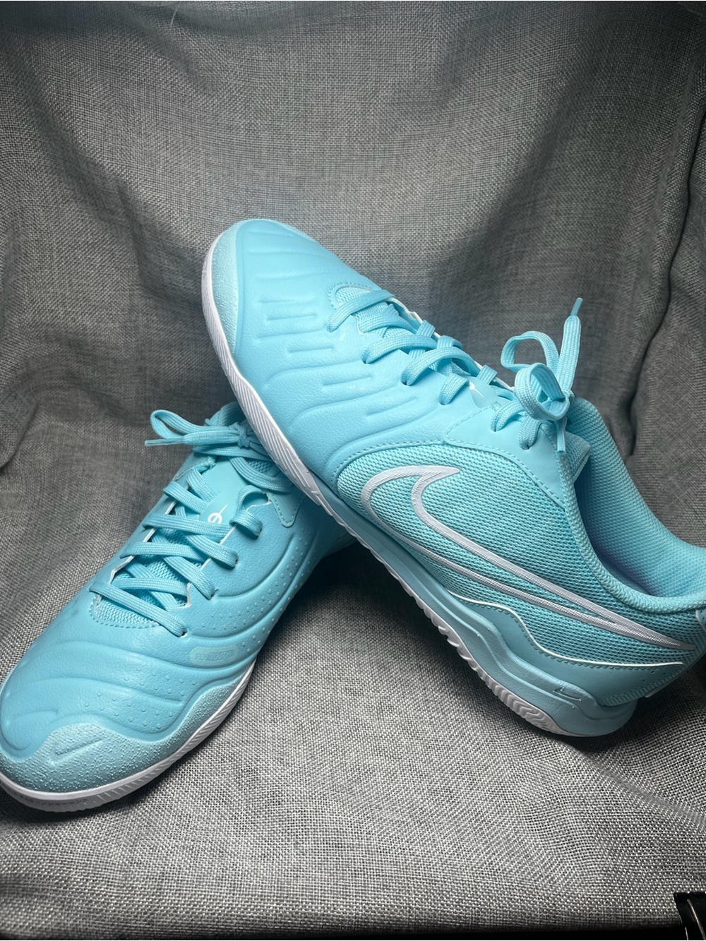 Nike Men's Tiempo indooor/turf Soccer Boots in Light Blue and White